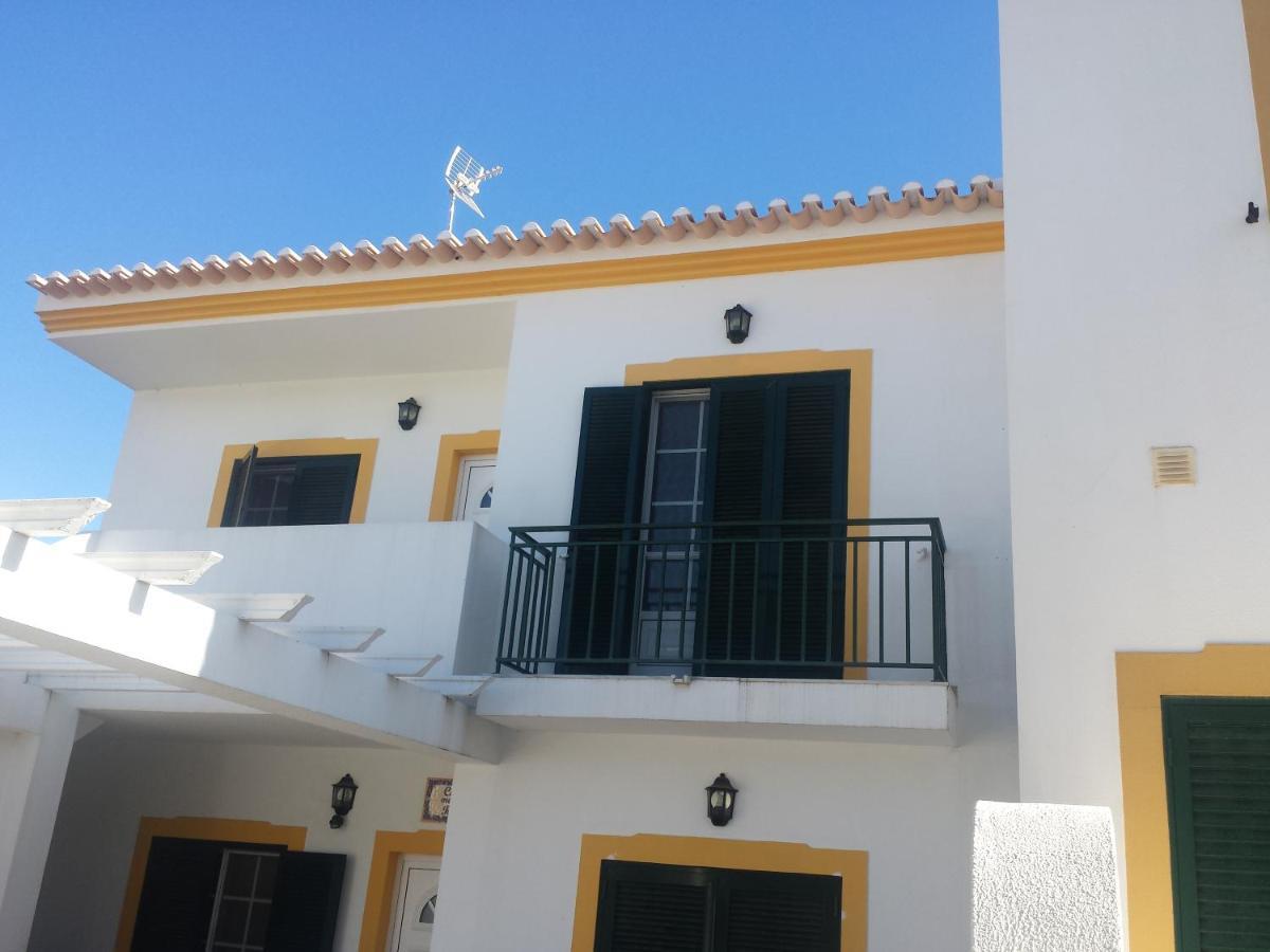Vivenda Para Ferias Manta Rota Kültér fotó
